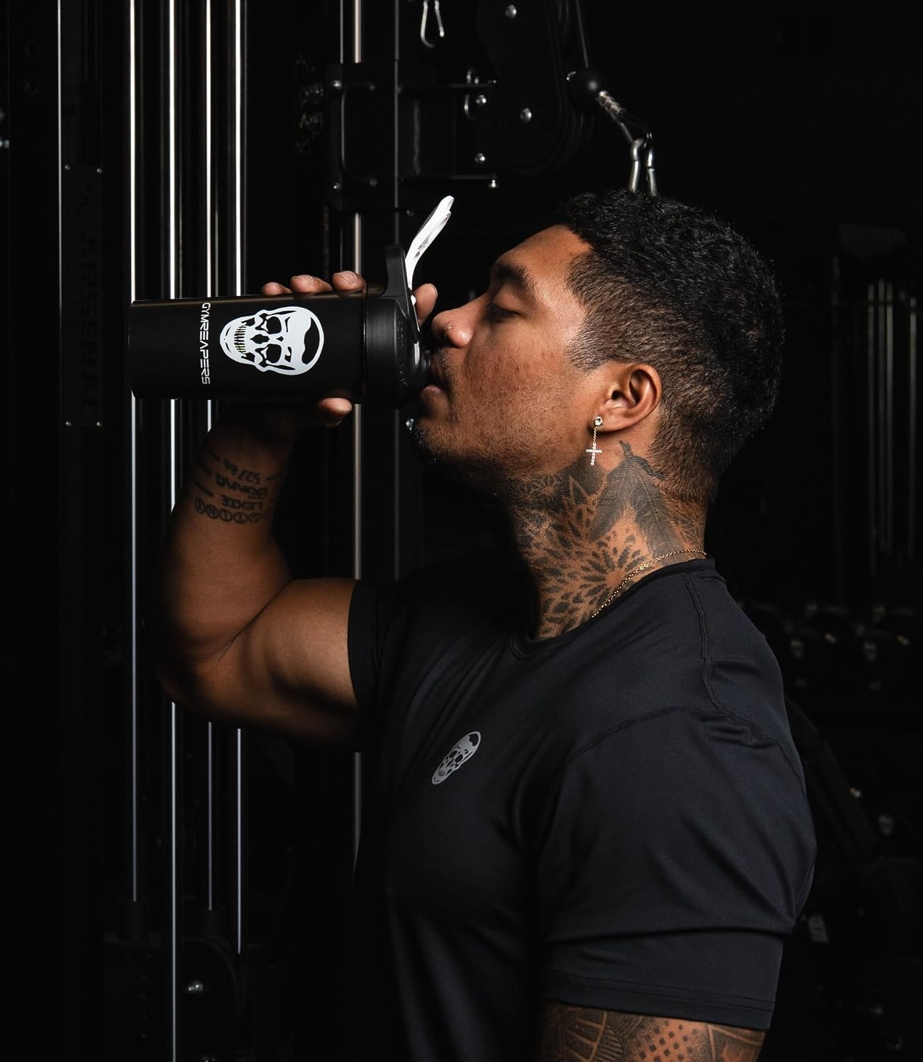 image:imageGymreapers Sportshaker BlackRed BlackTanSmoke