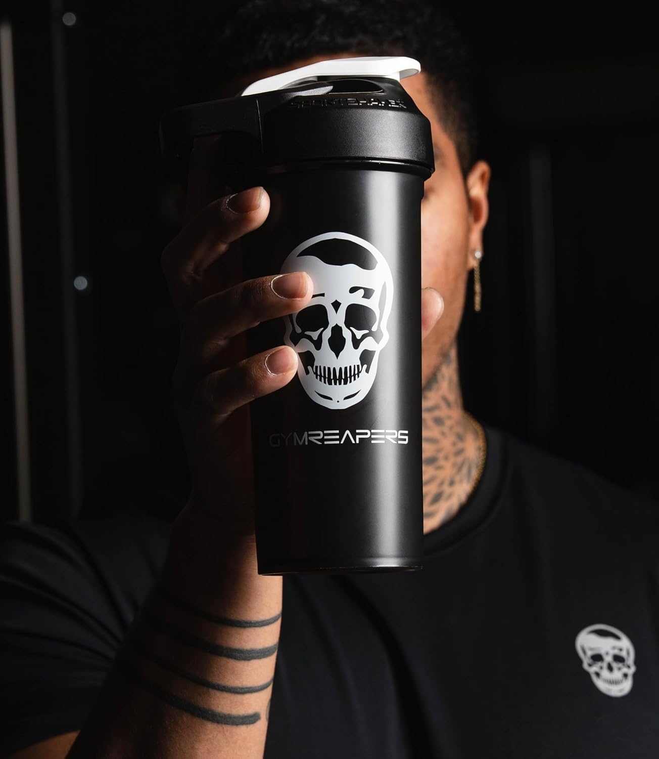 image:imageGymreapers Sportshaker BlackRed BlackTanSmoke